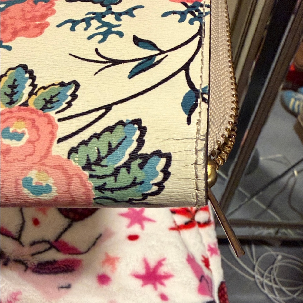 Tory Burch Wallet - Picture 3 of 8